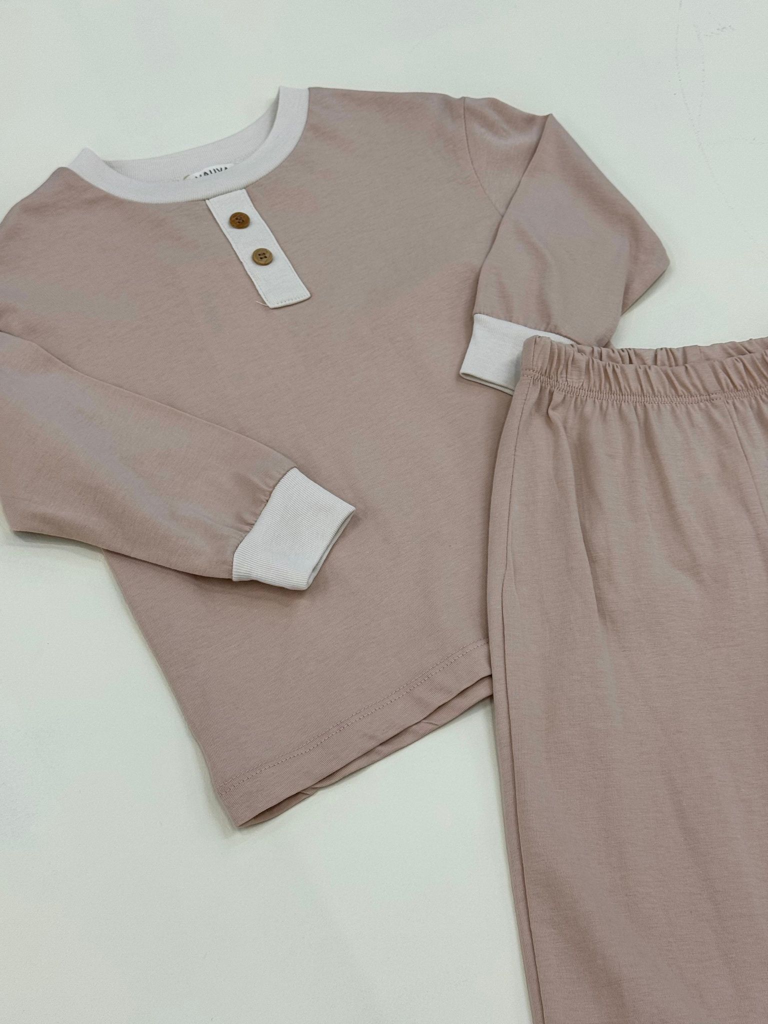 Пижама с пуговицами Vauva